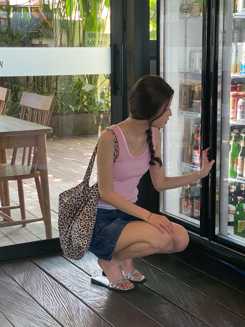 ERUME韓國東大門直郵女士新品人氣推薦休閑熱賣時尚吊帶背心ERUME吊帶/背心