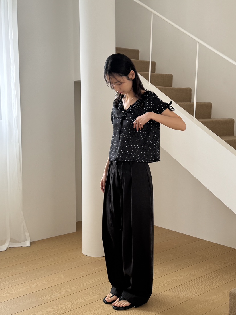 KARE/WEREPIECE韓國東大門直郵女裝新品職業時尚襯衫蕾絲衫KARE/WEREPIECE襯衫/蕾絲衫