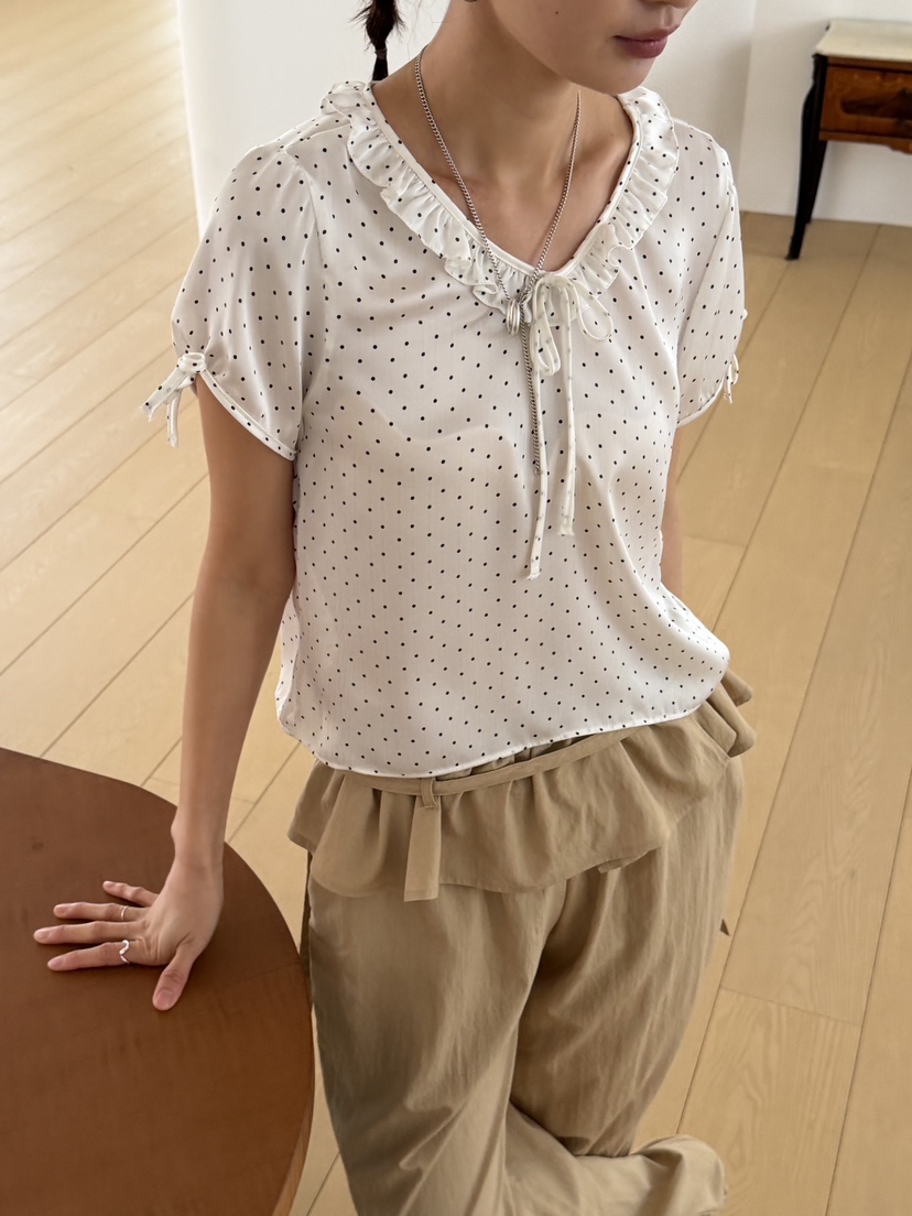 KARE/WEREPIECE韓國東大門直郵女裝新品職業時尚襯衫蕾絲衫KARE/WEREPIECE襯衫/蕾絲衫