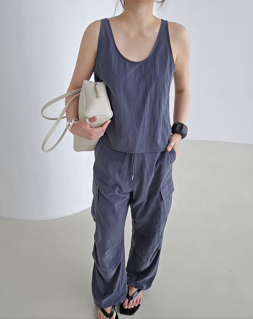 J SHOP韓國直郵實拍女士新品時尚休閑推薦人氣職業吊帶背心J_SHOP吊帶/背心