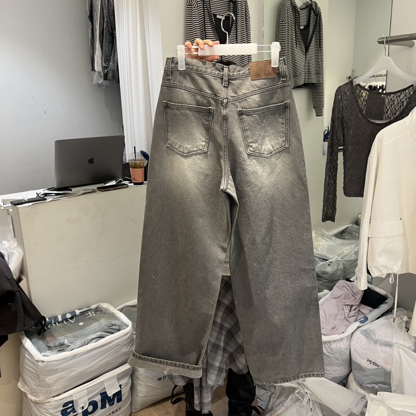 AUBE韓國直郵實拍女裝新品熱賣時尚推薦人氣26春夏牛仔褲AUBE牛仔褲