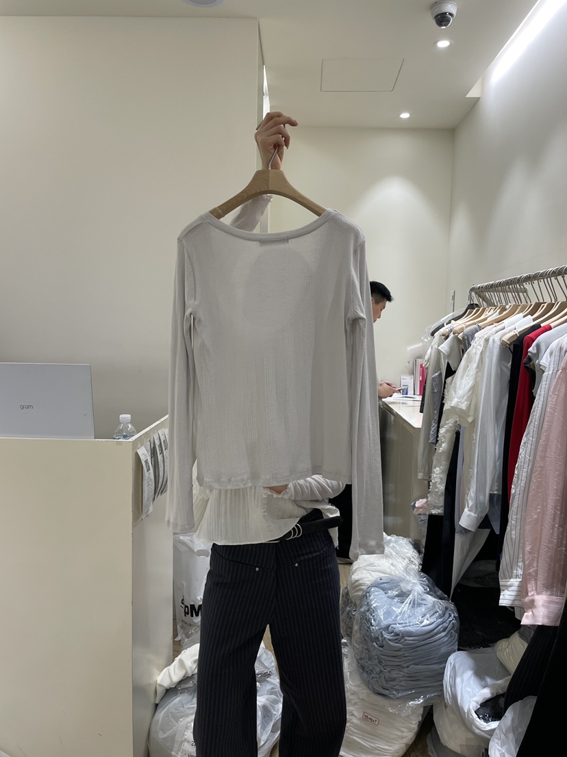 FLOWER-L韓國東大門代購女士新款熱賣人氣時尚推薦長袖T恤FLOWER-L長袖T恤