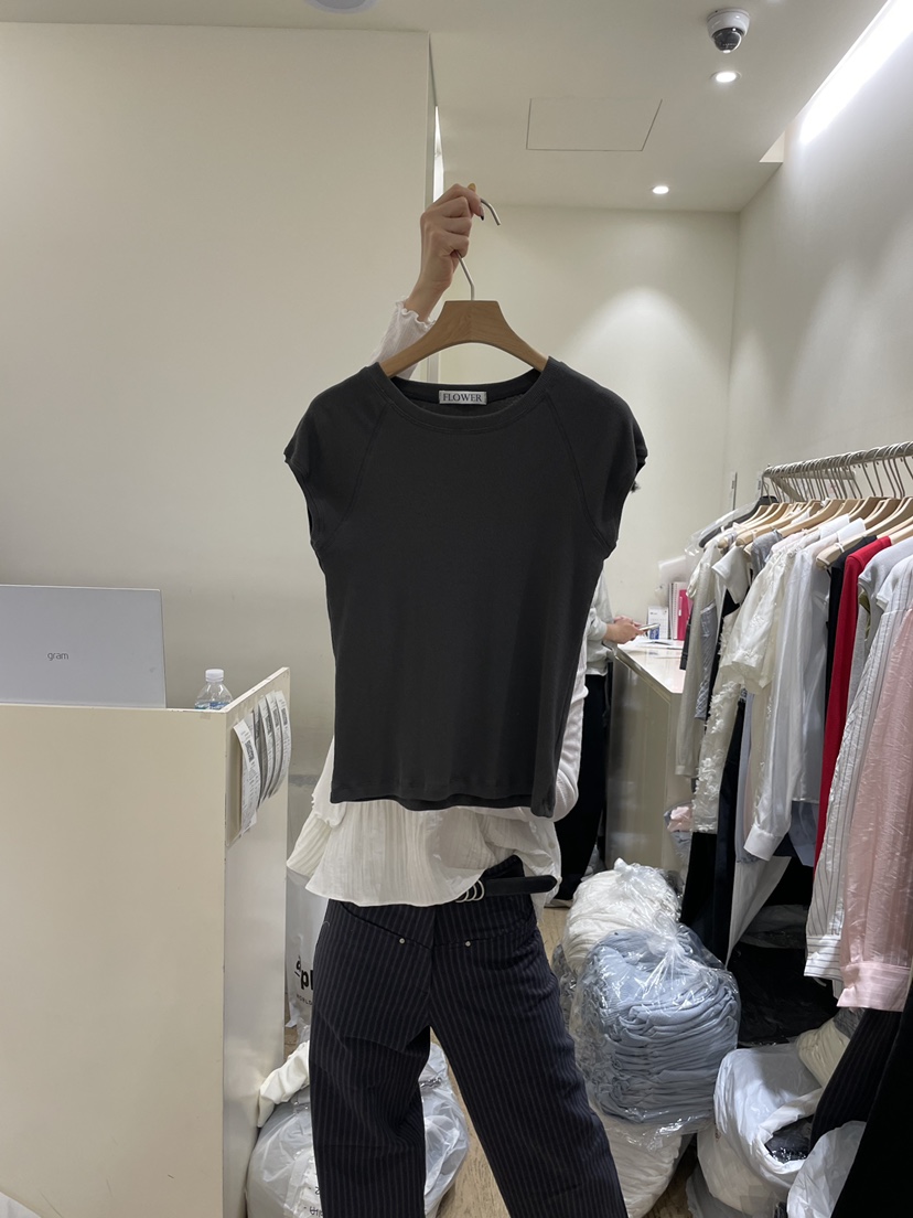 FLOWER-L韓國代購女裝新款時尚休閑26春夏人氣熱賣推薦T恤FLOWER-LT恤圖色4