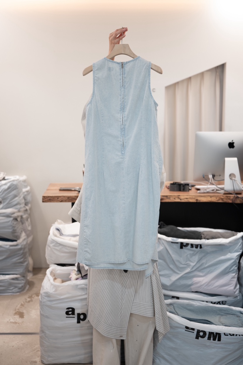 FRIC韓國直郵女裝新品休閑熱賣職業時尚推薦人氣連衣裙褶皺FRIC連衣裙