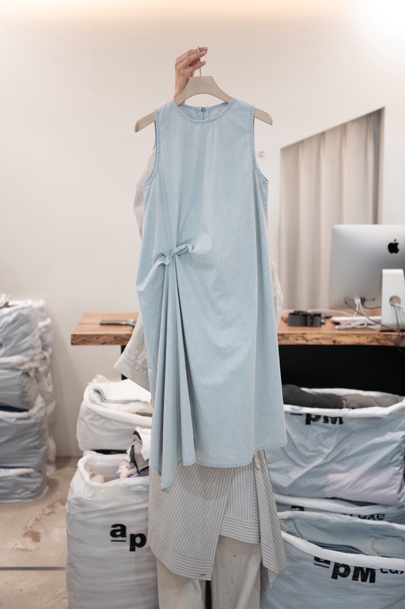 FRIC韓國直郵女裝新品休閑熱賣職業時尚推薦人氣連衣裙褶皺FRIC連衣裙圖色1