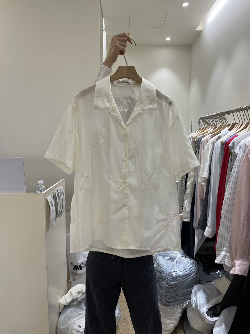 FLOWER-L韓國東大門代購女士新款休閑熱賣時尚襯衫蕾絲衫FLOWER-L襯衫/蕾絲衫圖色2花少