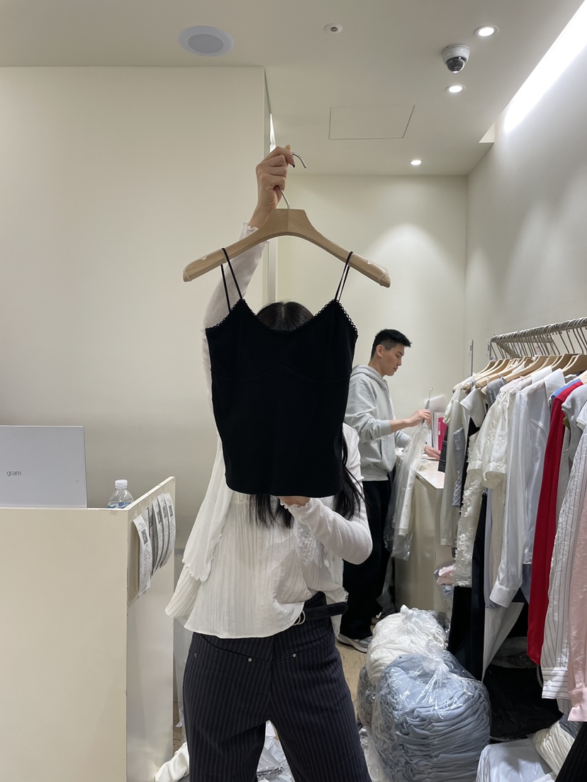 FLOWER-L韓國代購女士新款時尚職業休閑26春夏熱賣吊帶背心FLOWER-L吊帶/背心圖色2