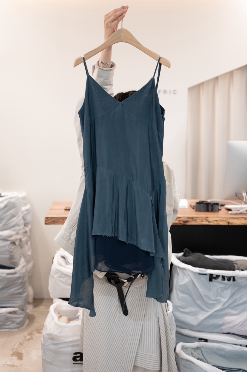 FRIC韓國直郵實拍女士新款推薦人氣時尚26春夏職業連衣裙FRIC連衣裙圖色3