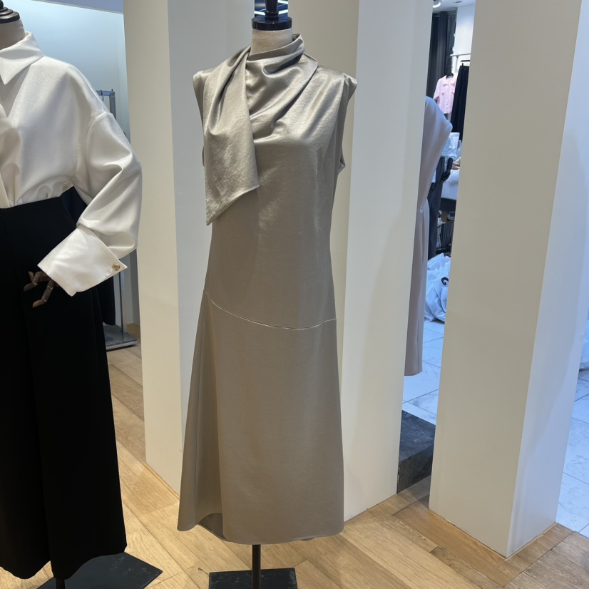 VAN NZILL韓國直郵實拍女裝新款人氣時尚職業連衣裙圍巾VAN NZILL連衣裙