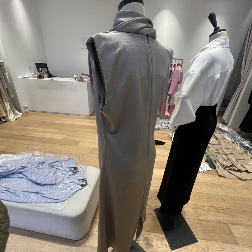 VAN NZILL韓國直郵實拍女裝新款人氣時尚職業連衣裙圍巾VAN NZILL連衣裙