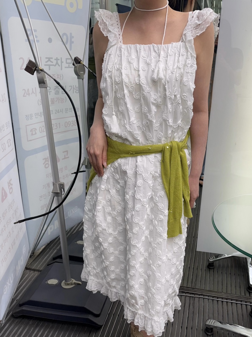 81 MARKET-L韓國直郵女裝新款時尚人氣職業連衣裙含脖帶81 MARKET-L連衣裙