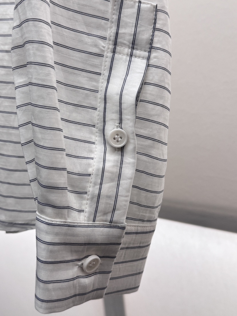 MILUI韓國東大門直郵女士新款職業人氣26春夏時尚襯衫蕾絲衫MILUI襯衫/蕾絲衫