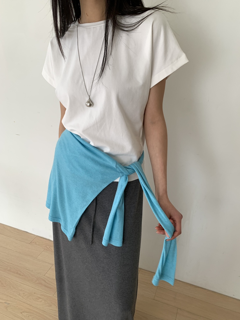 B_GARDER韓國代購女裝新品時尚休閑熱賣推薦職業T恤不含項鏈B.GARDERT恤