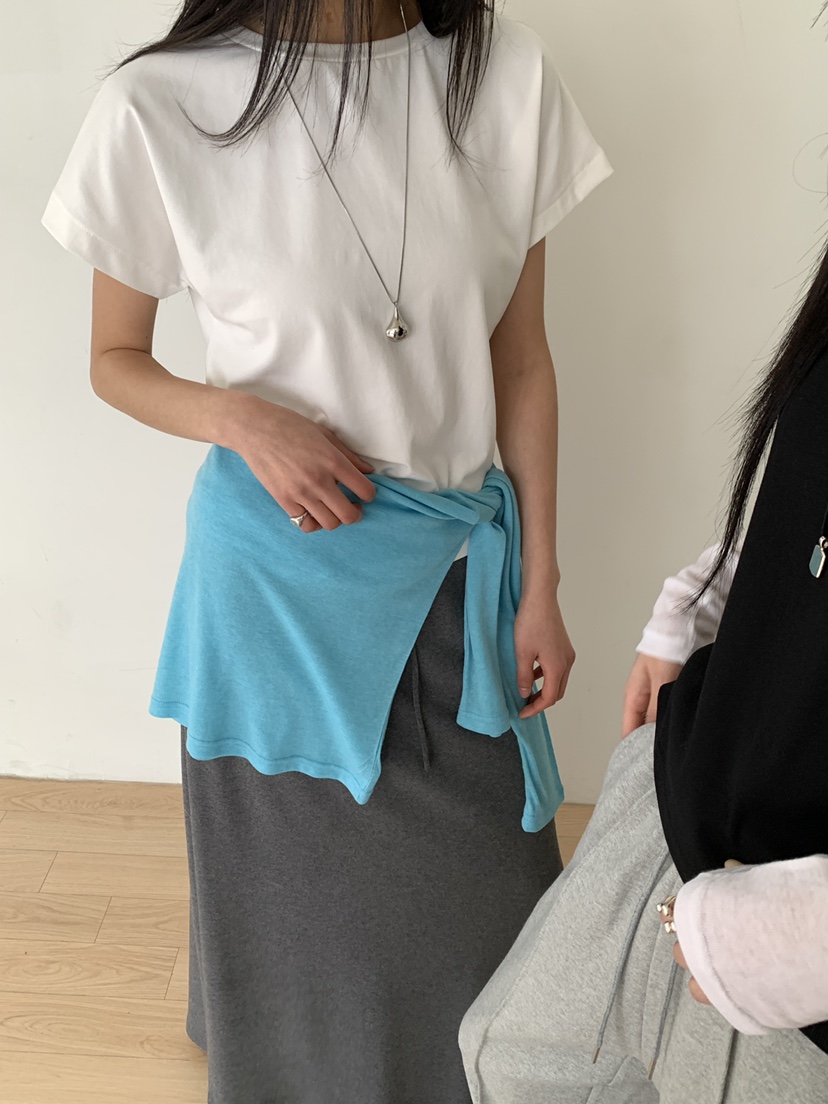 B_GARDER韓國代購女裝新品時尚休閑熱賣推薦職業T恤不含項鏈B.GARDERT恤