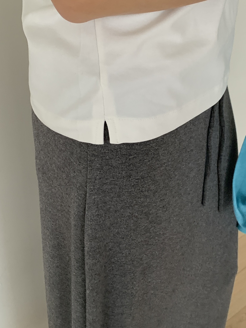 B_GARDER韓國代購女裝新品時尚休閑熱賣推薦職業T恤不含項鏈B.GARDERT恤