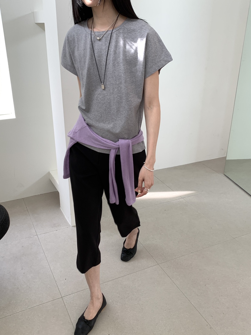 B_GARDER韓國代購女裝新品時尚休閑熱賣推薦職業T恤不含項鏈B.GARDERT恤