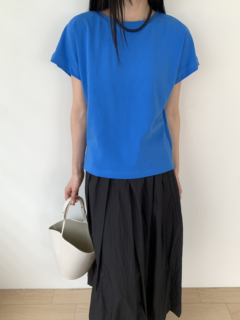 B_GARDER韓國代購女裝新品時尚休閑熱賣推薦職業T恤不含項鏈B.GARDERT恤圖色1