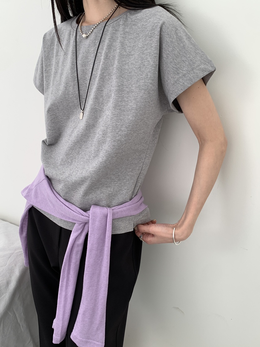 B_GARDER韓國代購女裝新品時尚休閑熱賣推薦職業T恤不含項鏈B.GARDERT恤圖色2