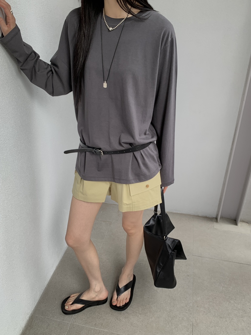 B_GARDER韓國東大門直郵女裝新品推薦時尚長袖T恤不含配飾B.GARDER長袖T恤