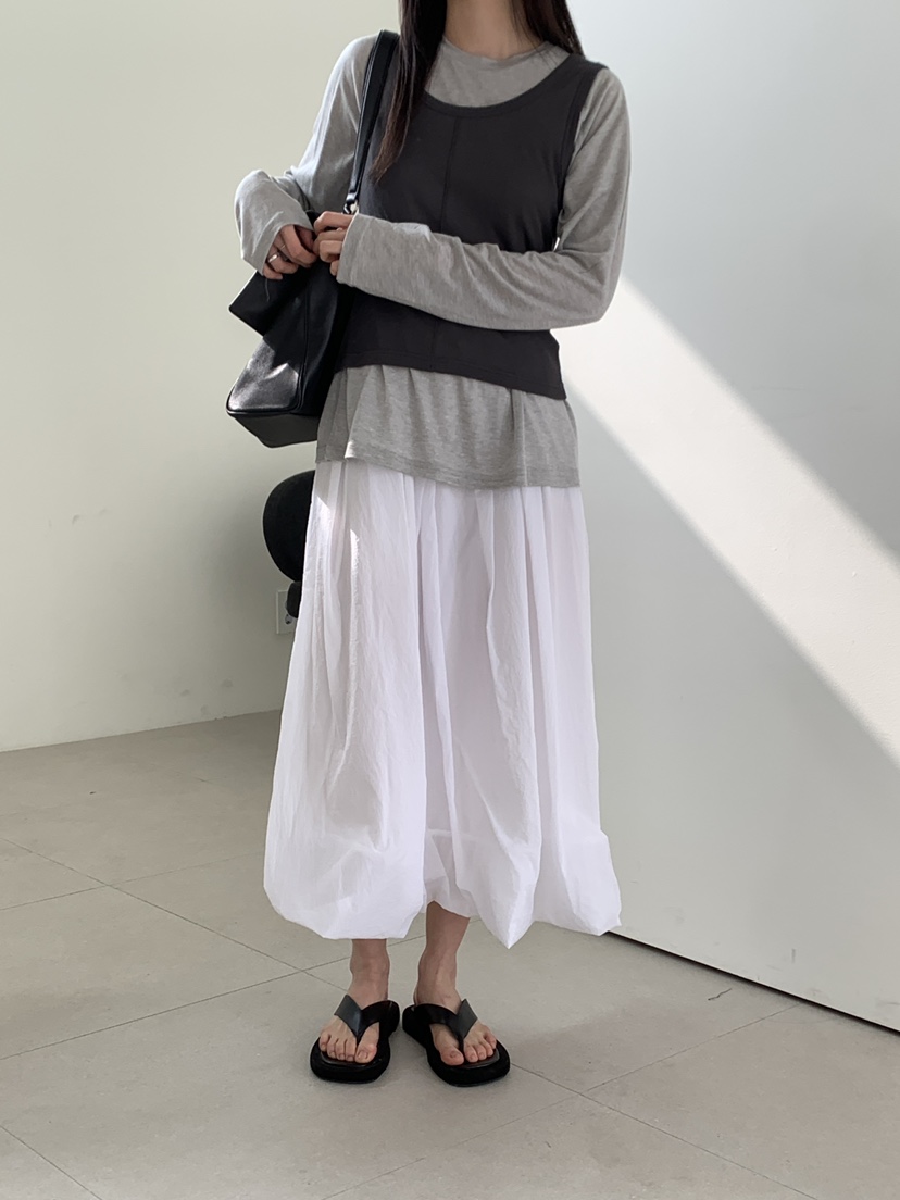 B_GARDER韓國東大門直郵女裝新品推薦時尚長袖T恤不含配飾B.GARDER長袖T恤