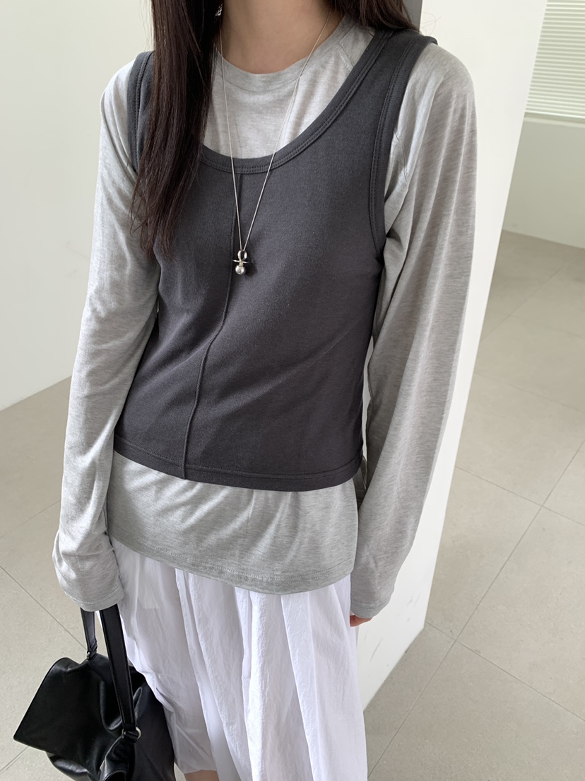 B_GARDER韓國東大門直郵女裝新品推薦時尚長袖T恤不含配飾B.GARDER長袖T恤