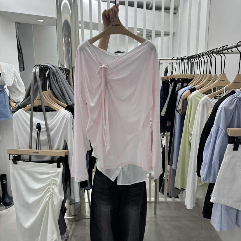 VENEFIT韓國直郵女裝新品推薦26春夏時尚熱賣職業長袖T恤VENEFIT/JENNIE長袖T恤圖色2