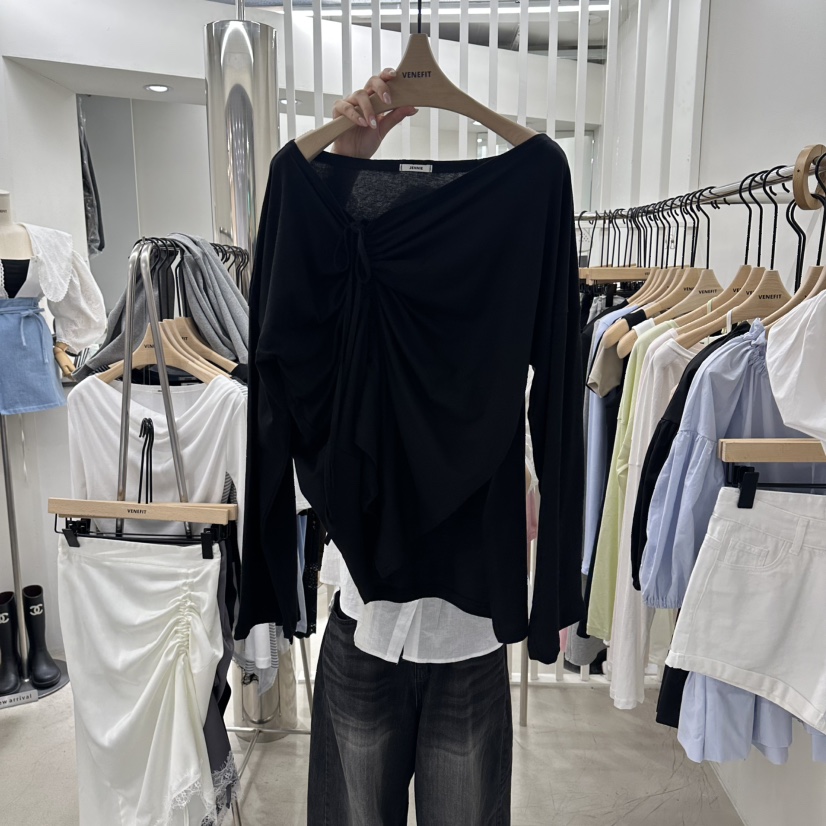 VENEFIT韓國直郵女裝新品推薦26春夏時尚熱賣職業長袖T恤VENEFIT/JENNIE長袖T恤圖色4