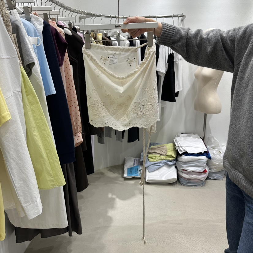 INNI韓國東大門代購女裝新款時尚職業熱賣休閑推薦人氣短裙inni短裙圖色1奶油色