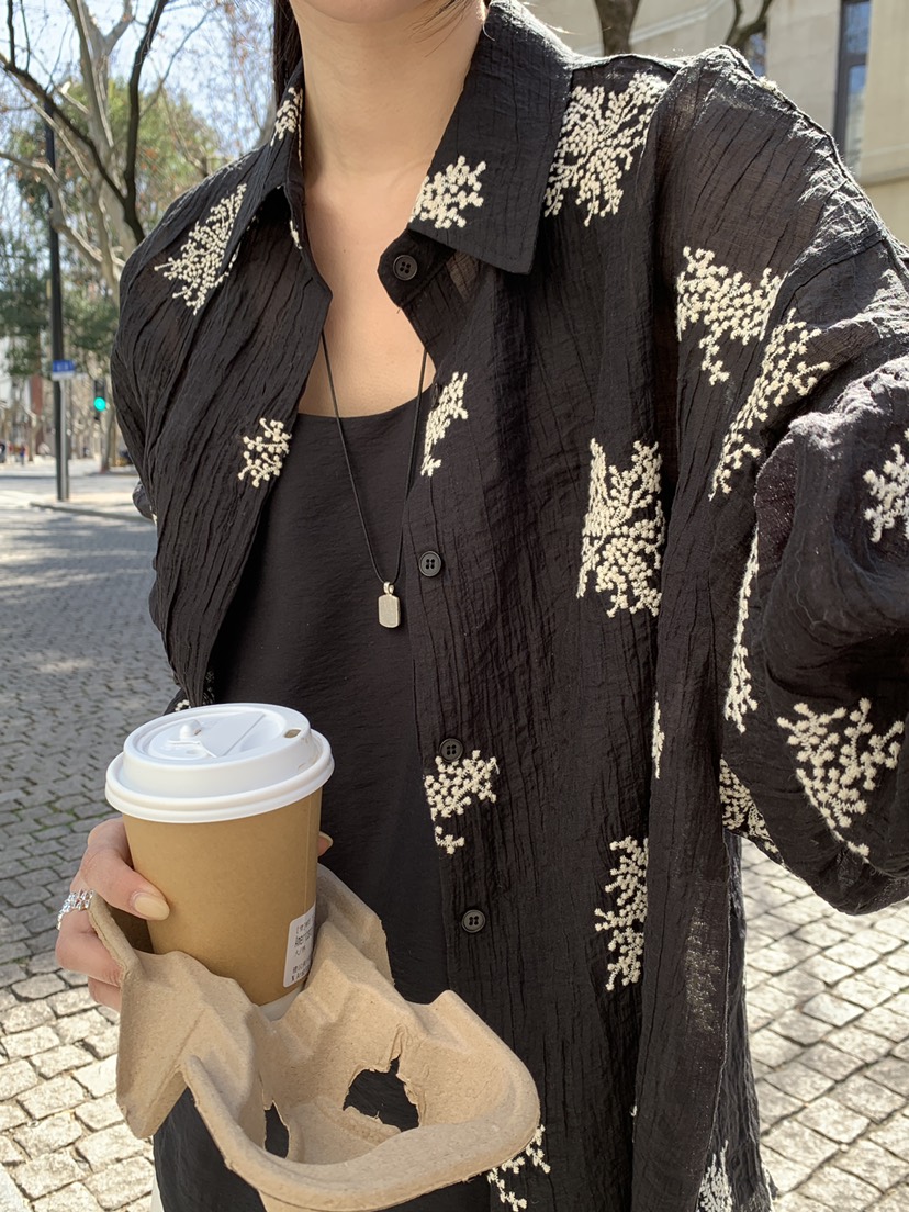 B_GARDER韓國東大門直郵女士新品推薦職業襯衫蕾絲衫刺繡B.GARDER襯衫/蕾絲衫