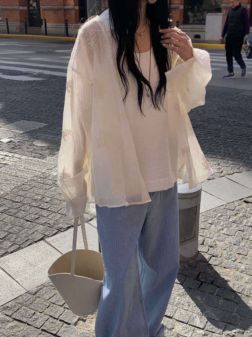 B_GARDER韓國東大門直郵女士新品推薦職業襯衫蕾絲衫刺繡B.GARDER襯衫/蕾絲衫