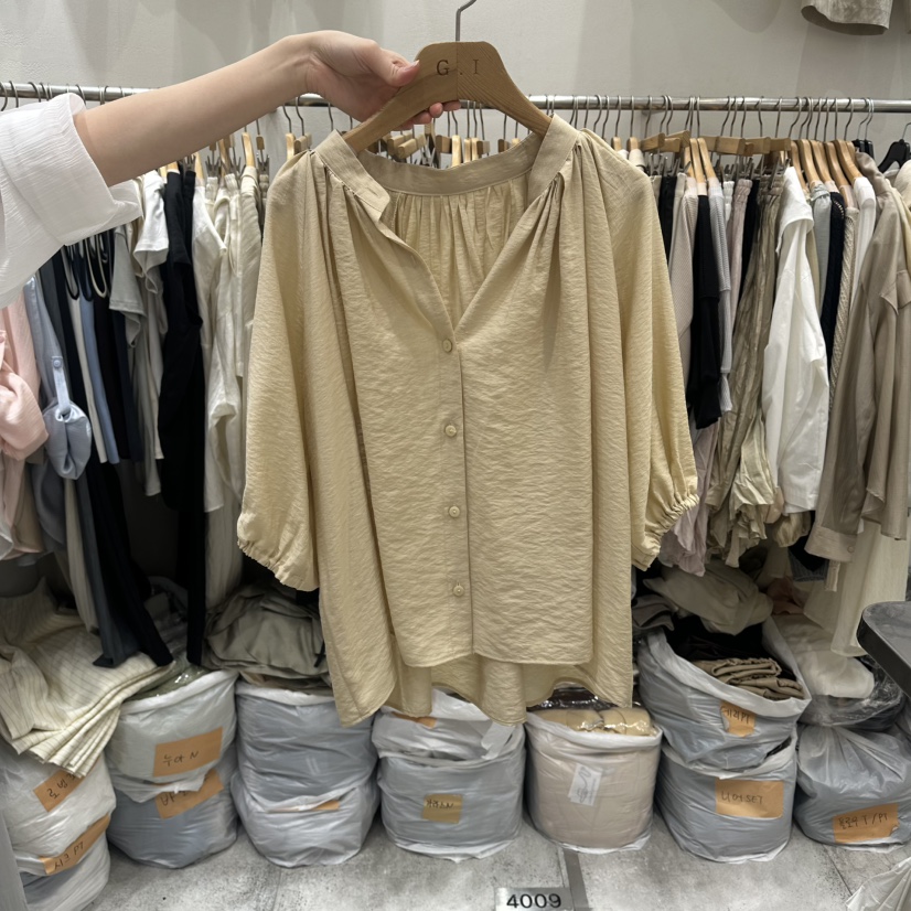 G.I-L韓國代購女士新款人氣時尚職業26春夏熱賣襯衫蕾絲衫G.I-L襯衫/蕾絲衫圖色2