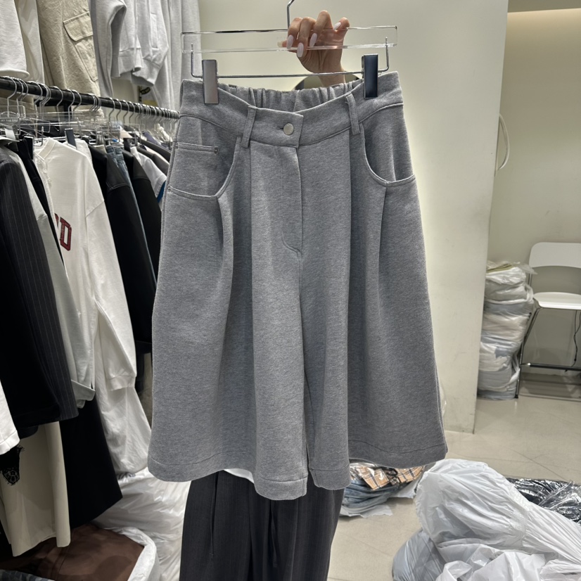 AT THE END韓國東大門直郵女士新款26春夏休閑職業短褲AT THE END短褲圖色2