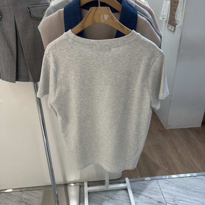 ABLESTUDIO韓國東大門直郵女裝新品時尚休閑人氣職業26春夏T恤ABLESTUDIOT恤