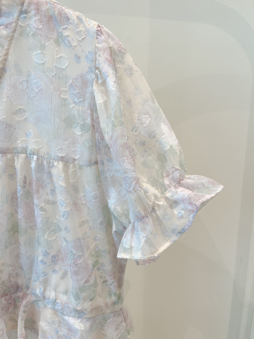 OVE韓國直郵實拍女裝新品熱賣時尚26春夏休閑推薦職業連衣裙OVE連衣裙