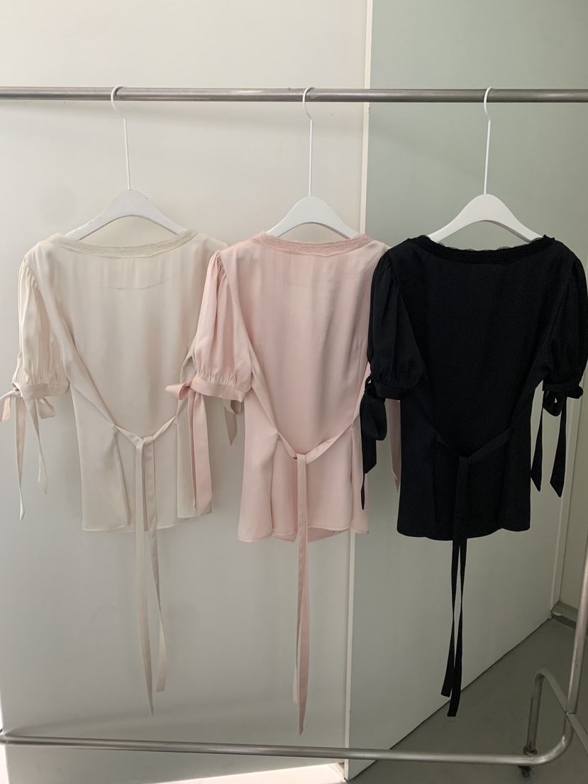 SHOP POSTER韓國東大門直郵女裝新品推薦人氣襯衫蕾絲衫SHOP_POSTER襯衫/蕾絲衫