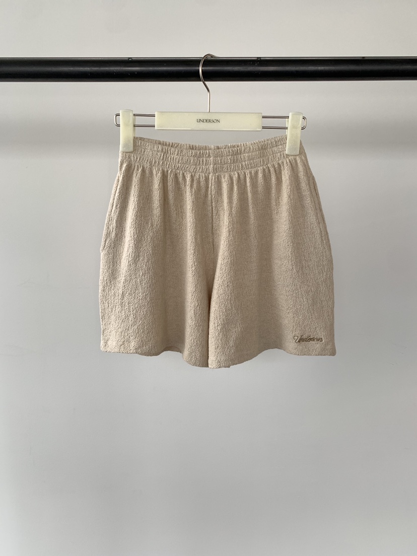 UNDERSON韓國東大門直郵女裝新品時尚人氣推薦職業熱賣短褲UNDERSON短褲圖色1