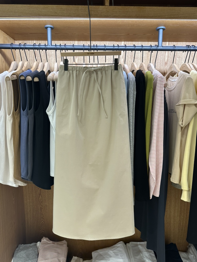 HI YANN韓國直郵女裝新品推薦職業時尚人氣26春夏休閑長裙HI YANN長裙圖色1