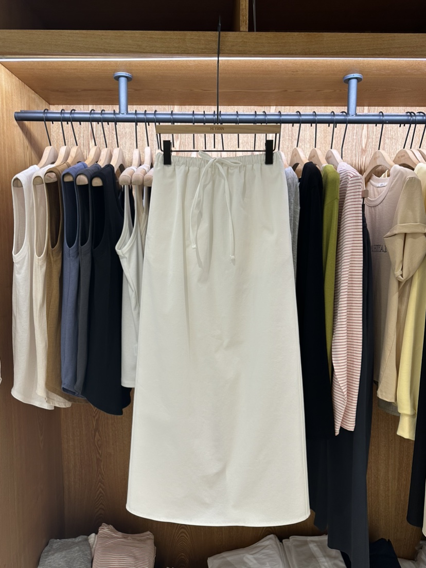 HI YANN韓國直郵女裝新品推薦職業時尚人氣26春夏休閑長裙HI YANN長裙圖色2