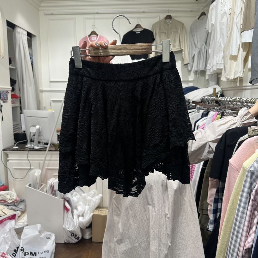 J.RITZY韓國直郵女裝新品人氣熱賣時尚26春夏推薦裙褲蕾絲J.RITZY裙褲圖色2