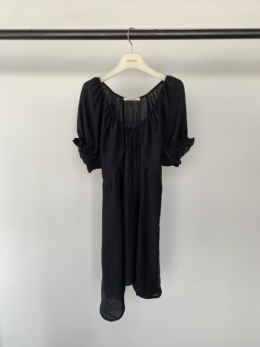 UNDERSON韓國直郵實拍女裝新款人氣26春夏時尚熱賣連衣裙UNDERSON連衣裙圖色2黑
