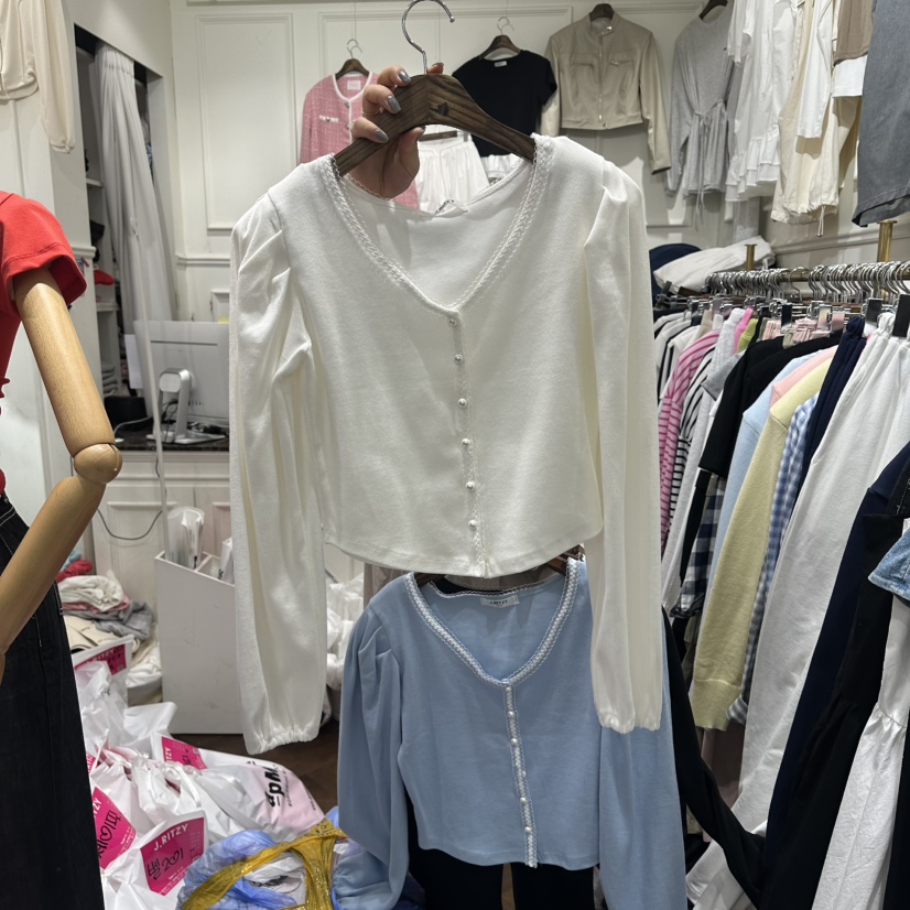 J.RITZY韓國東大門直郵女裝新品推薦時尚長袖T恤蕾絲開衫J.RITZY長袖T恤圖色1