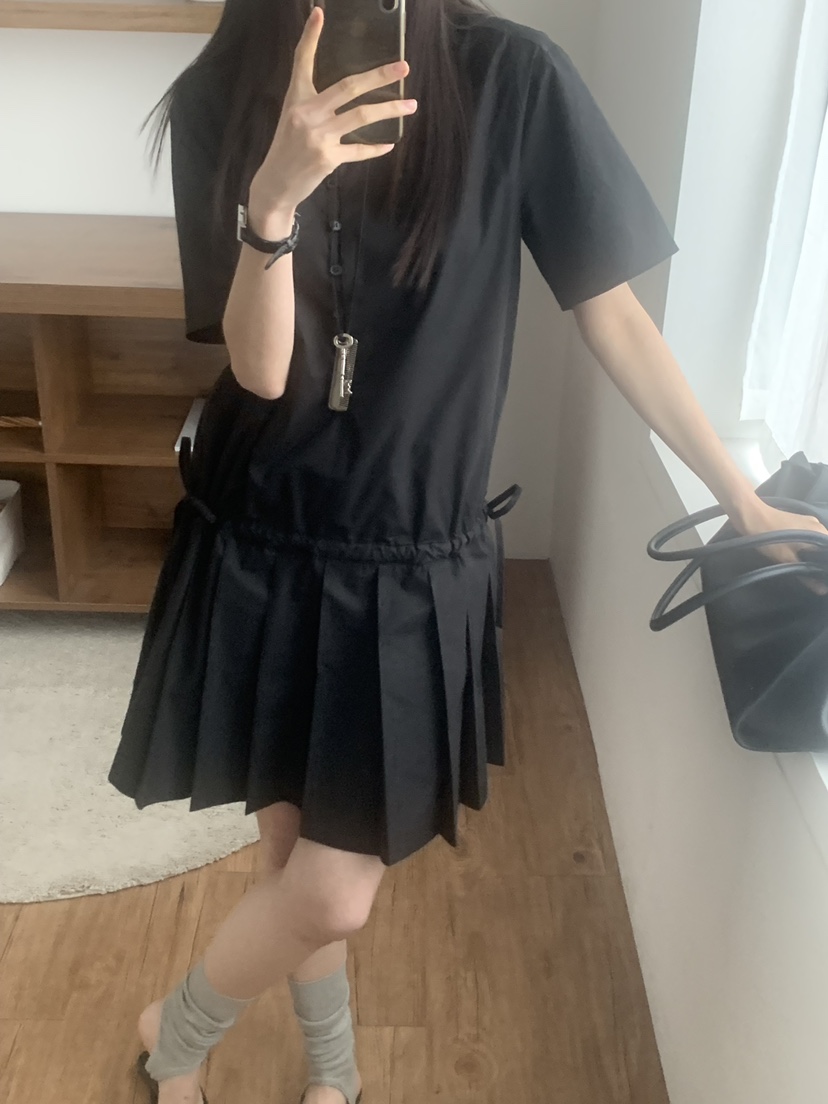 TRUE韓國直郵實拍女裝新品26春夏人氣推薦時尚職業連衣裙TRUE連衣裙