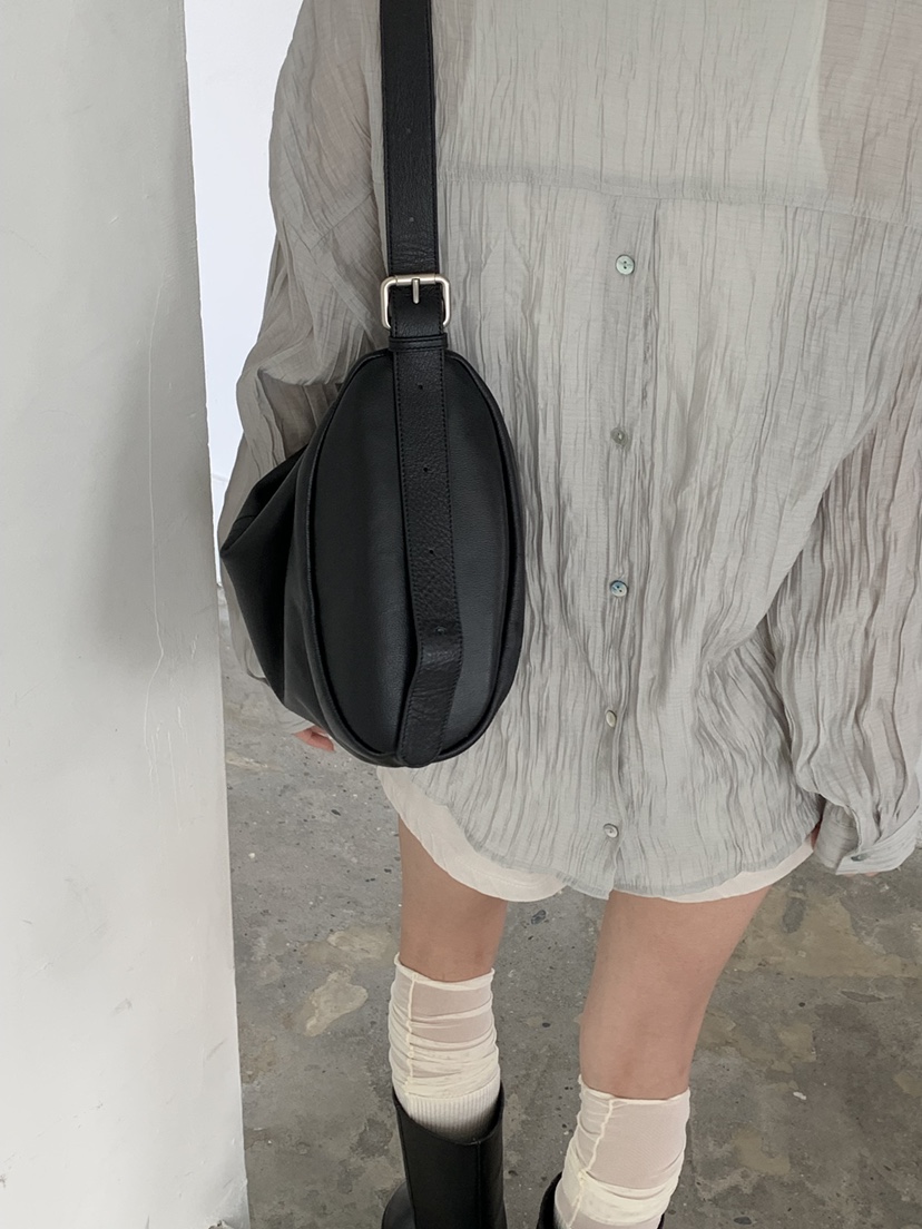 RIVER RAIN韓國直郵女士新品26春夏熱賣時尚推薦襯衫蕾絲衫RIVER RAIN襯衫/蕾絲衫