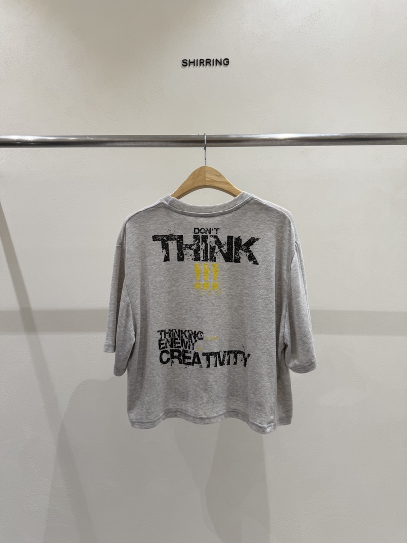 SHIRRING韓國東大門直郵女士新品職業時尚26春夏人氣休閑T恤SHIRRINGT恤圖色1