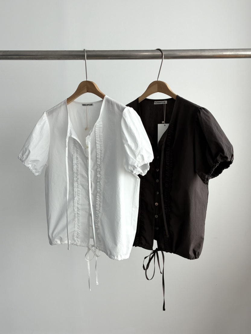 ROMANTICIZE韓國直郵實拍女士新品推薦人氣襯衫蕾絲衫荷葉邊ROMANTICIZE襯衫/蕾絲衫