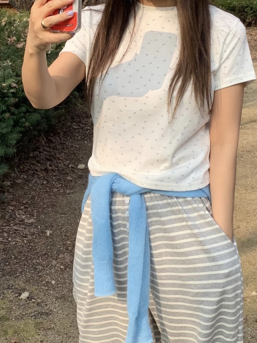 LIKEVAM韓國直郵實拍女裝新款推薦熱賣26春夏時尚T恤花朵LIKEVAMT恤