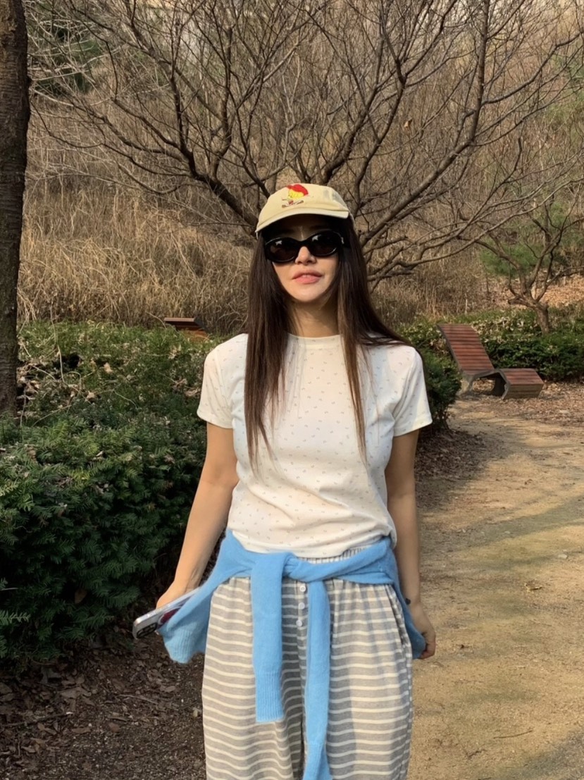 LIKEVAM韓國直郵實拍女裝新款推薦熱賣26春夏時尚T恤花朵LIKEVAMT恤