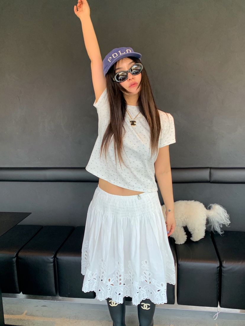 LIKEVAM韓國直郵實拍女裝新款推薦熱賣26春夏時尚T恤花朵LIKEVAMT恤