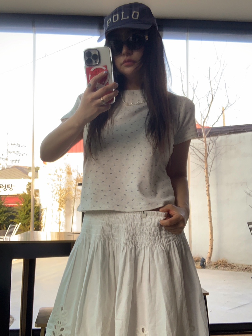 LIKEVAM韓國直郵實拍女裝新款推薦熱賣26春夏時尚T恤花朵LIKEVAMT恤