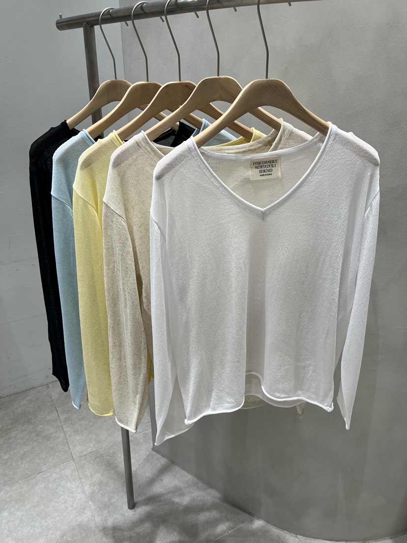 EVERCOMMERCE METICULOUSLY DESIGNED韓國直郵女士新款熱賣針織衫EVERCOMMERCE METICULOUSLY DESIGNED針織衫